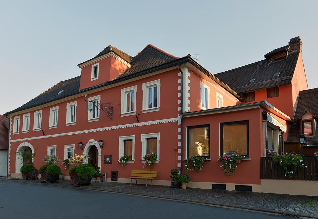 Hotel Gruener Baum Pommersfelden Luaran gambar