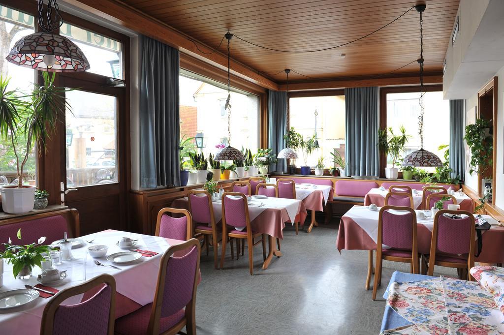 Hotel Gruener Baum Pommersfelden Luaran gambar