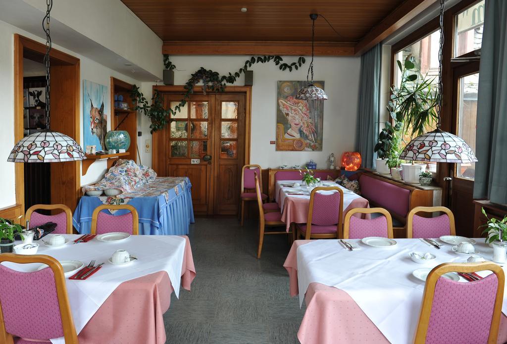 Hotel Gruener Baum Pommersfelden Luaran gambar